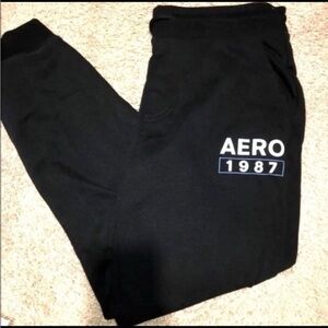 Mens Black Aeropostale Sweatpants / Joggers Size Small